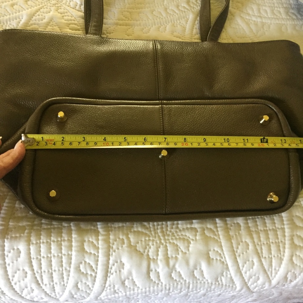 Handbag - Picture 2 of 8